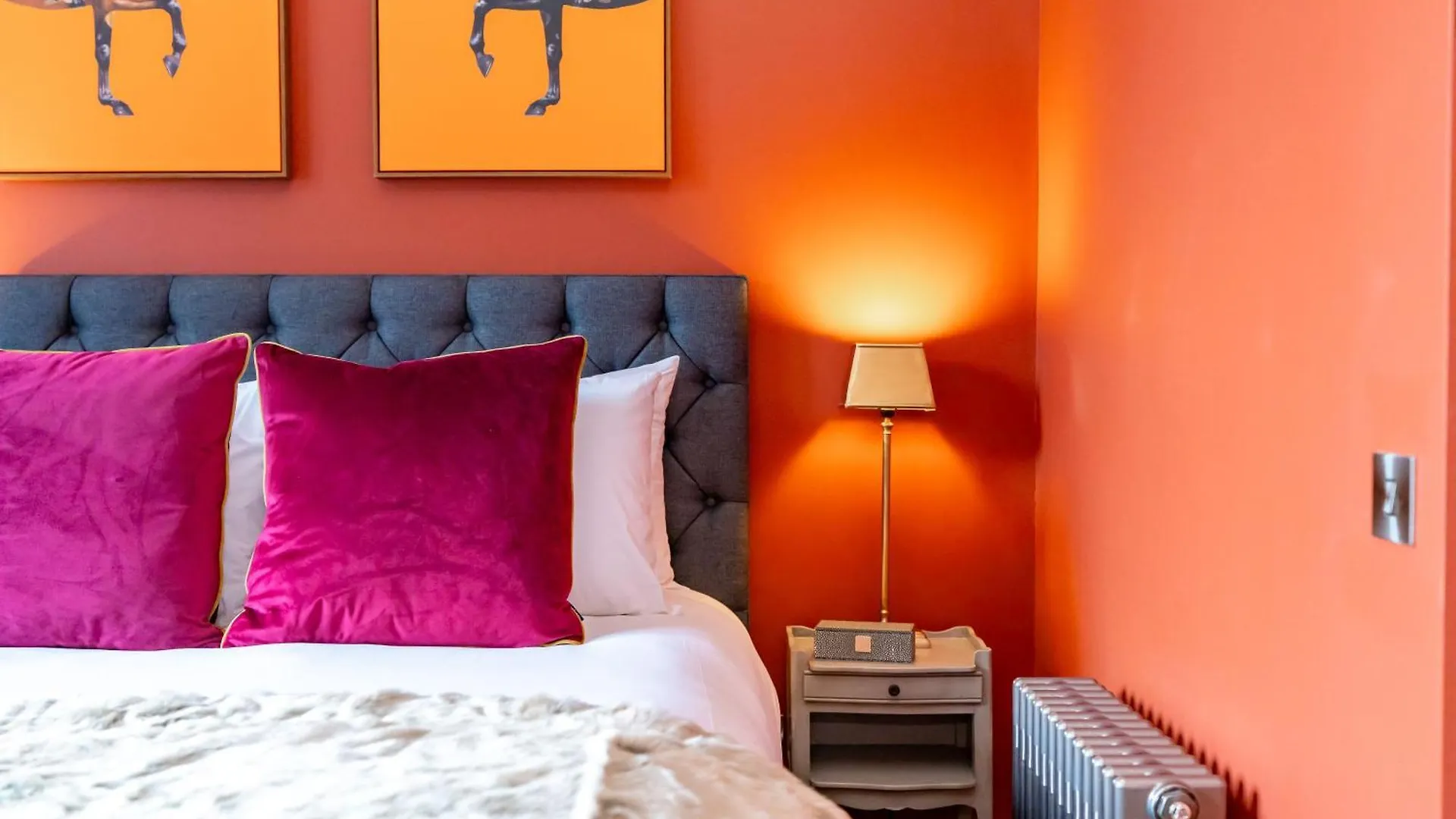אדינבורו Dragon Suites Luxury Apartments At 9 Albyn Place בריטניה