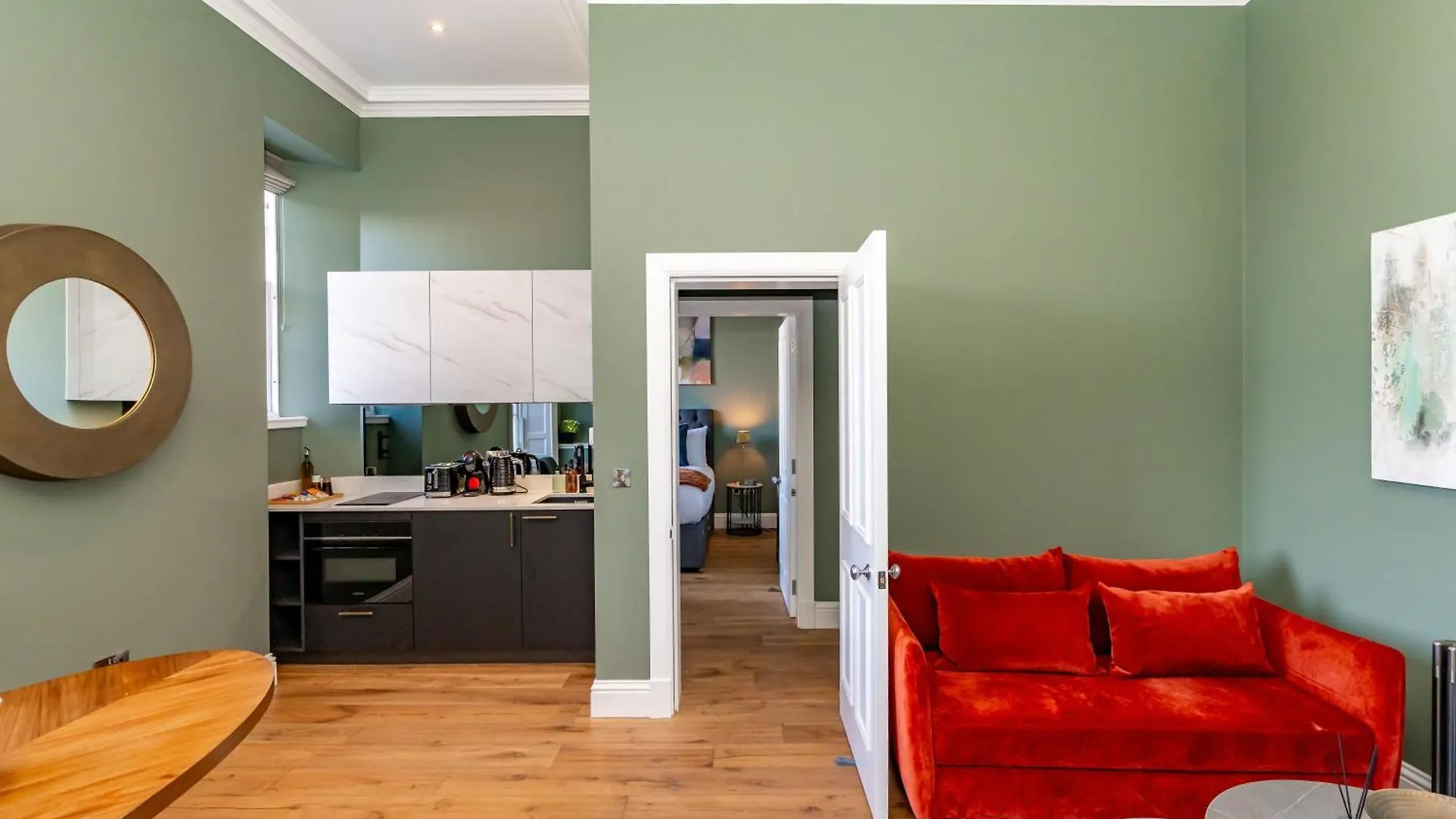 אדינבורו Dragon Suites Luxury Apartments At 9 Albyn Place 0*,
