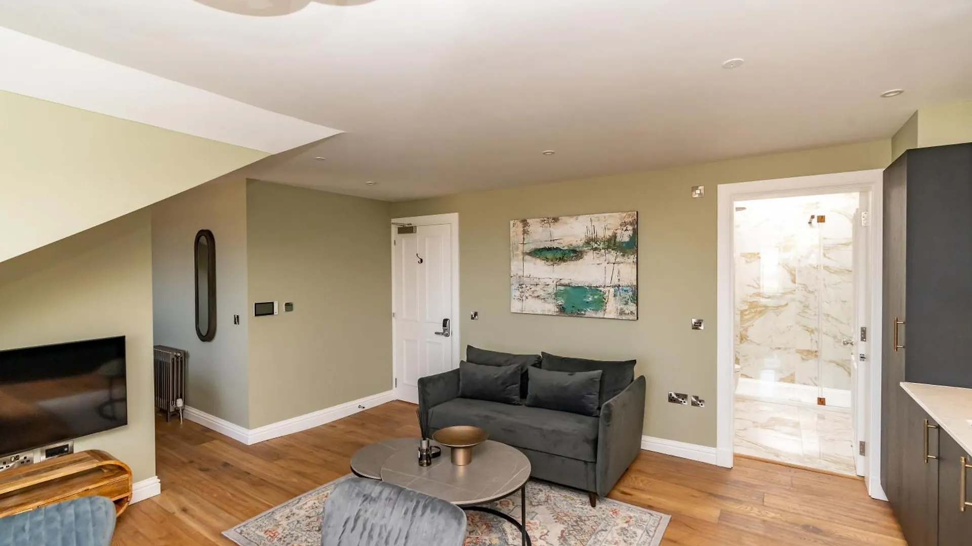 אדינבורו Dragon Suites Luxury Apartments At 9 Albyn Place
