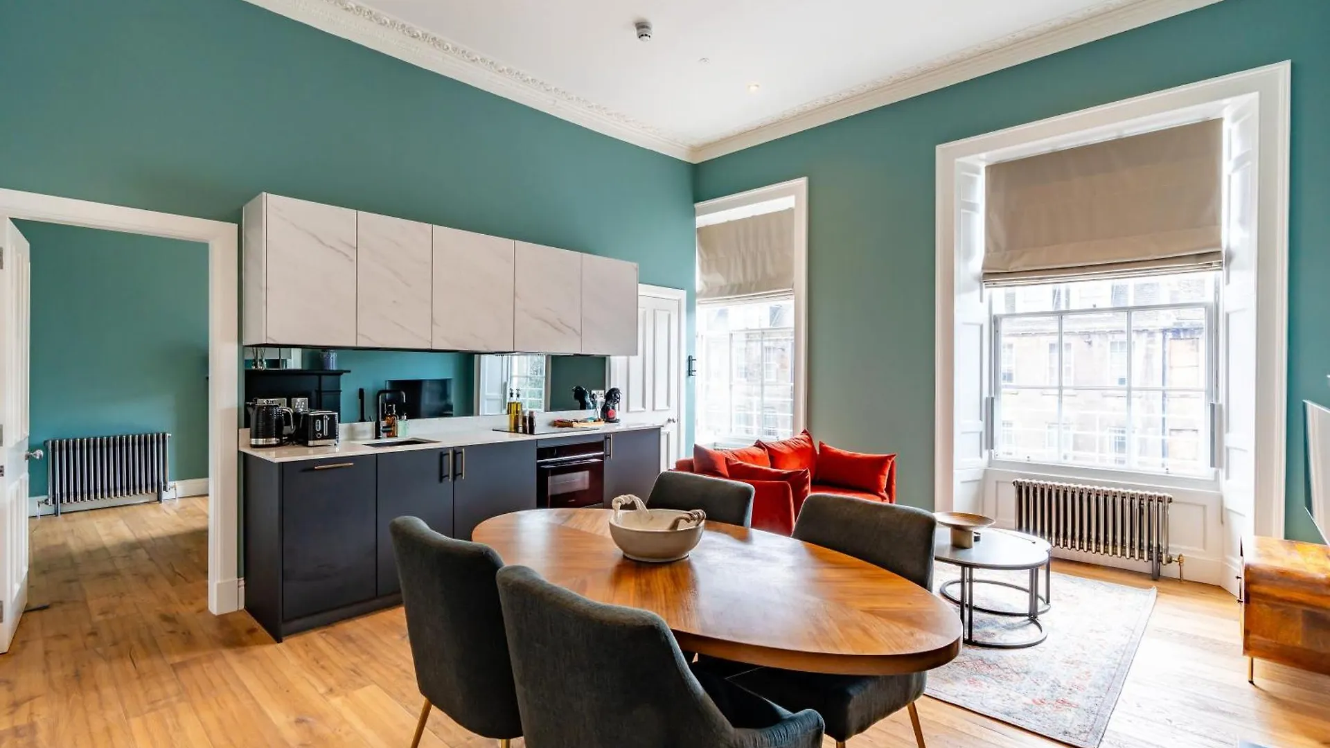 אדינבורו Dragon Suites Luxury Apartments At 9 Albyn Place