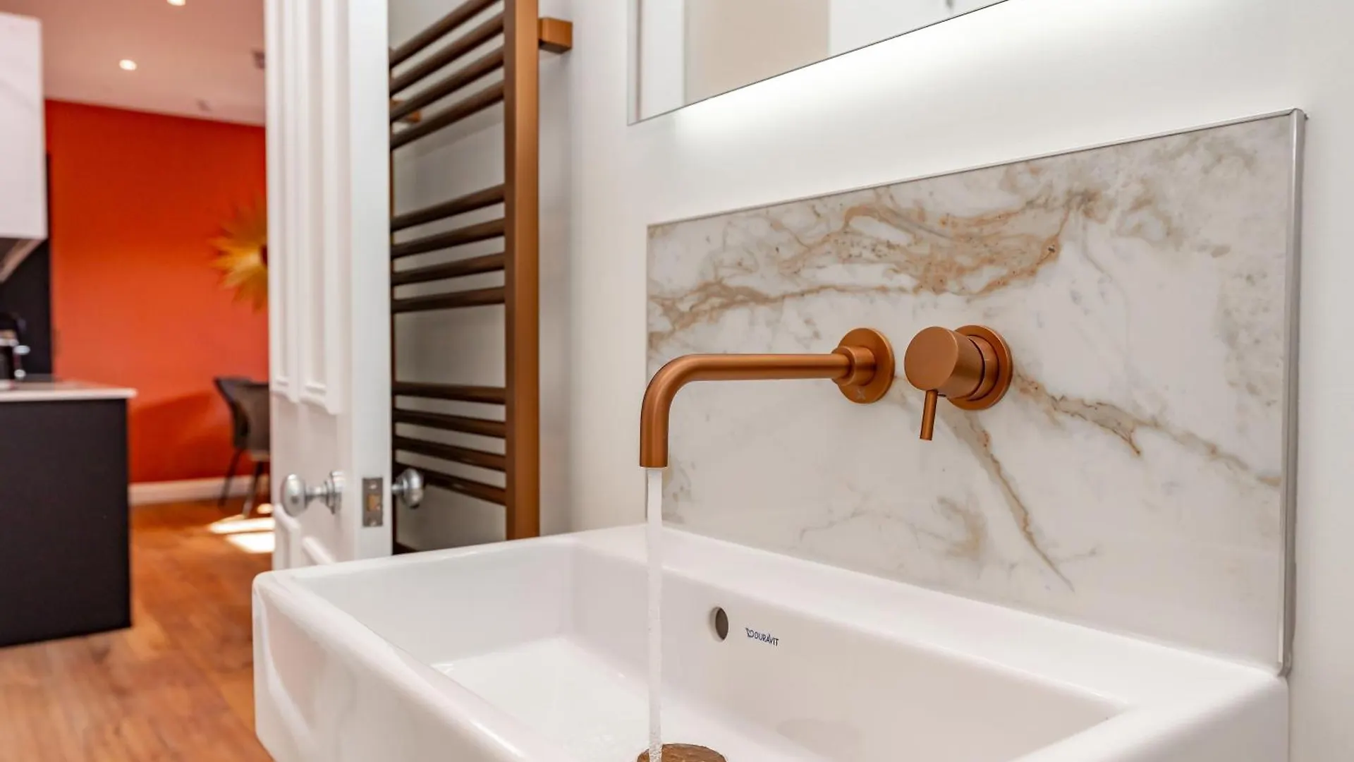 Dragon Suites Luxury Apartments At 9 Albyn Place Edinburg