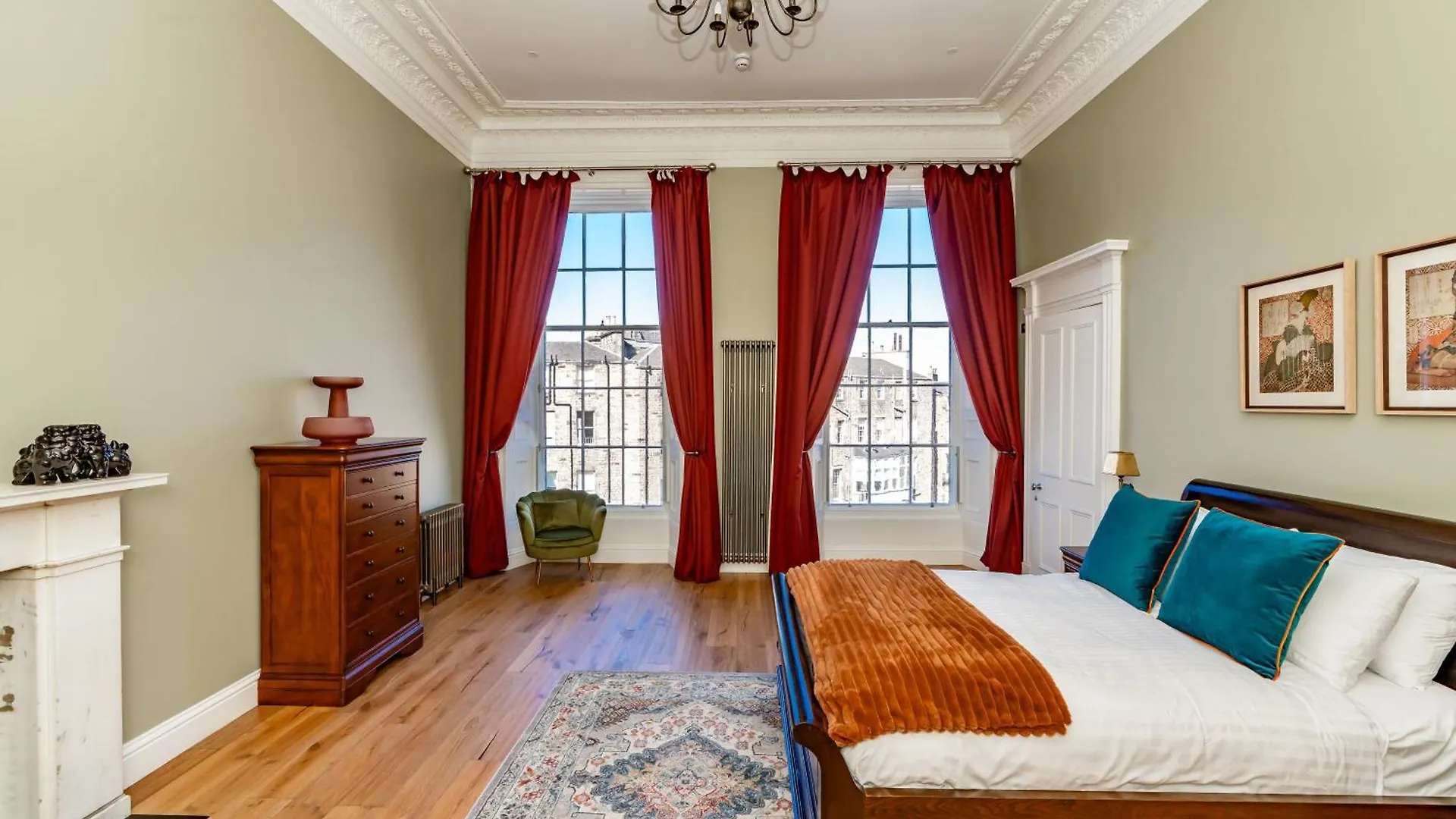 Dragon Suites Luxury Apartments At 9 Albyn Place Edinburg 0*,